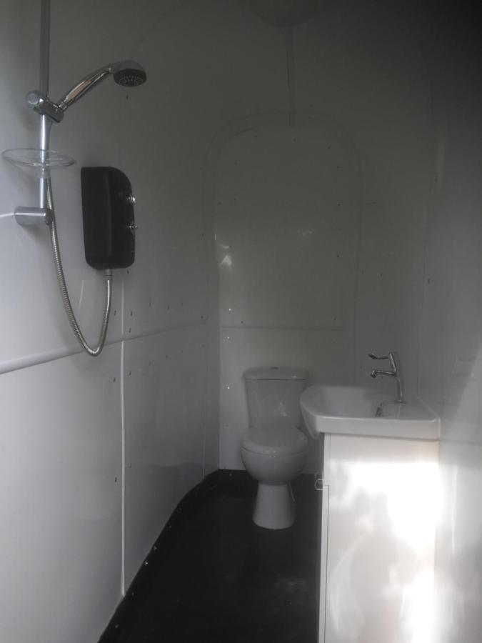 Norwell View Farm Glamping With Hot Tubs Hotel Bath Exterior foto