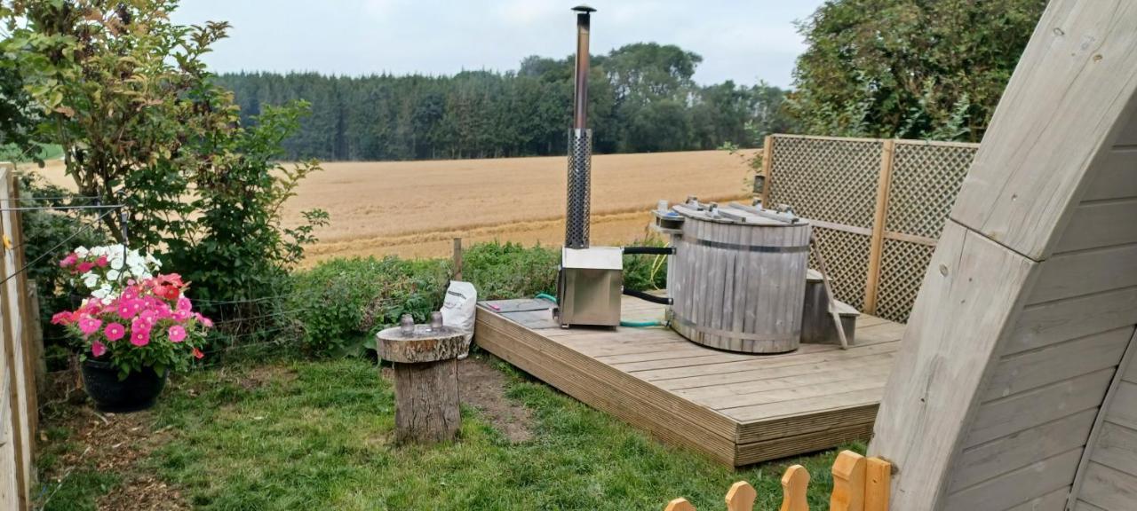 Norwell View Farm Glamping With Hot Tubs Hotel Bath Exterior foto