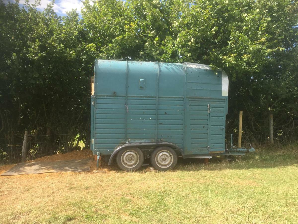 Norwell View Farm Glamping With Hot Tubs Hotel Bath Exterior foto